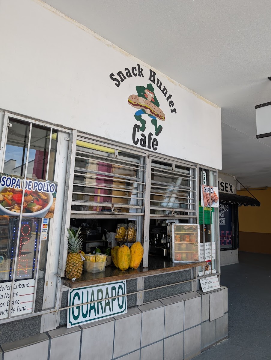 Snack Hunter Cafetería